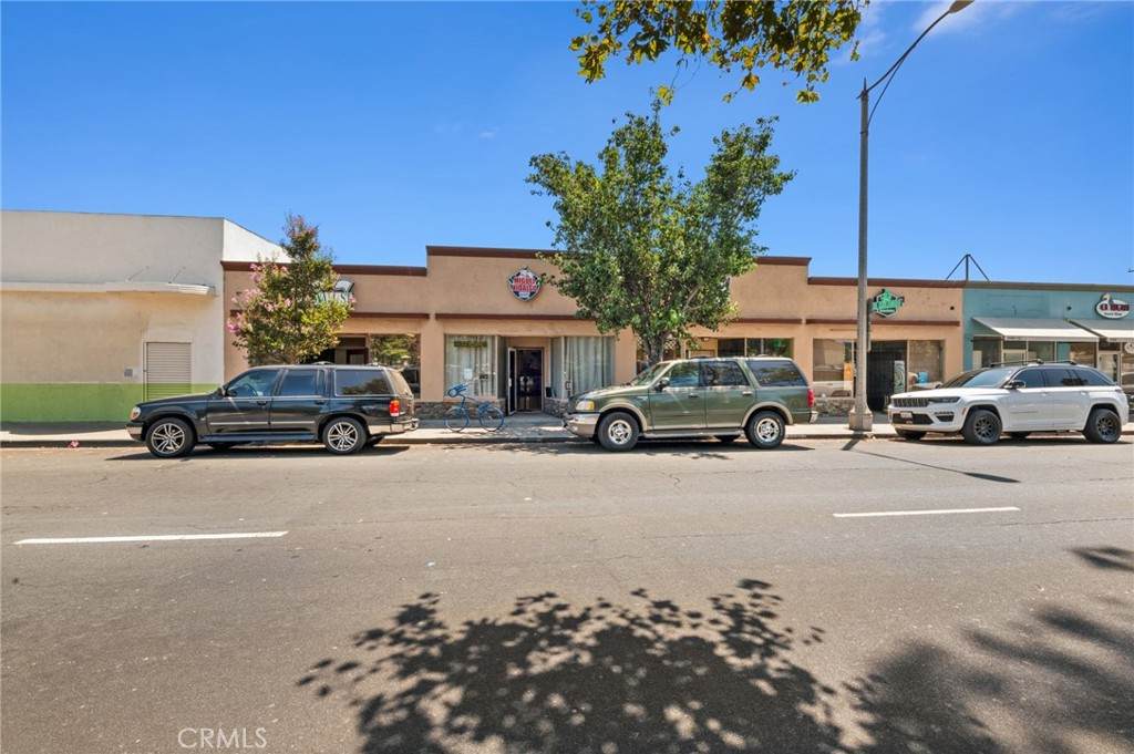 2070 Santa Fe Avenue - Photo 1