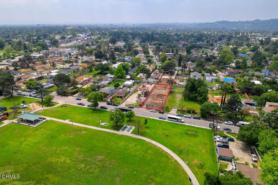 https://bt-photos.global.ssl.fastly.net/socal/orig_boomver_1_374377808-2.jpg
