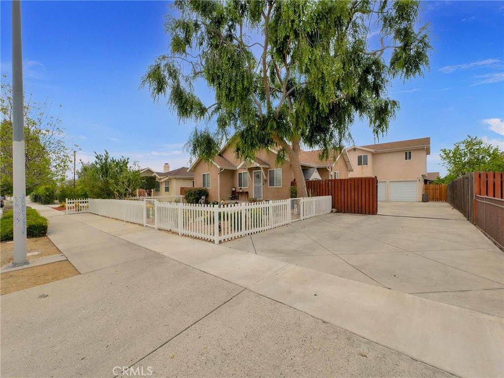 10720 Saticoy Street - Photo 1