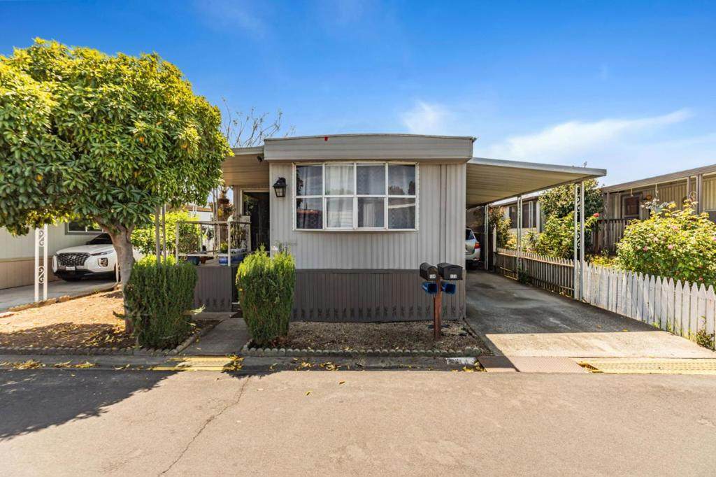 500 10 Street - Photo 1