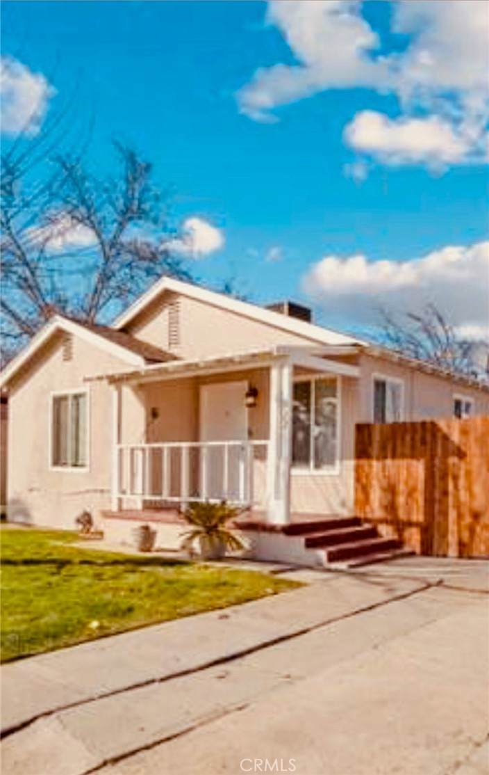 322 Knotts Street - Photo 1