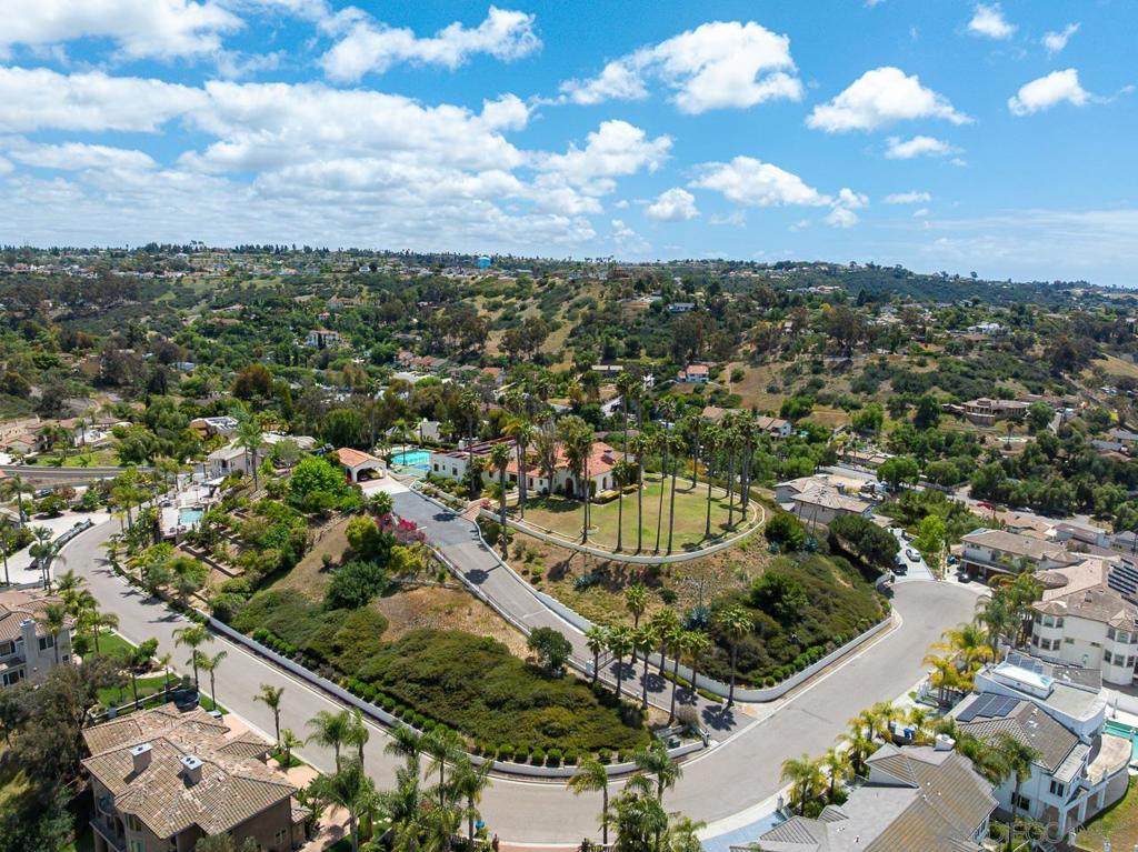 3928 La Cresta Way - Photo 1