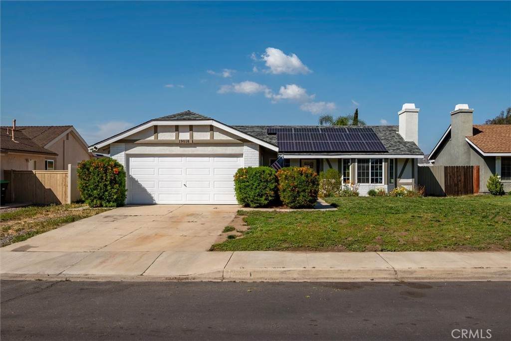 19018 Tule Way - Photo 1