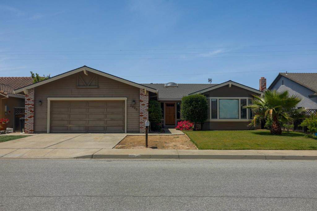 2030 Clearview Drive - Photo 1