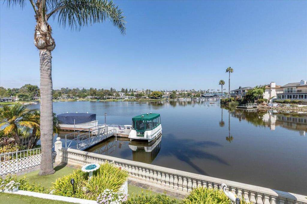 1462 La Loma Drive - Photo 1