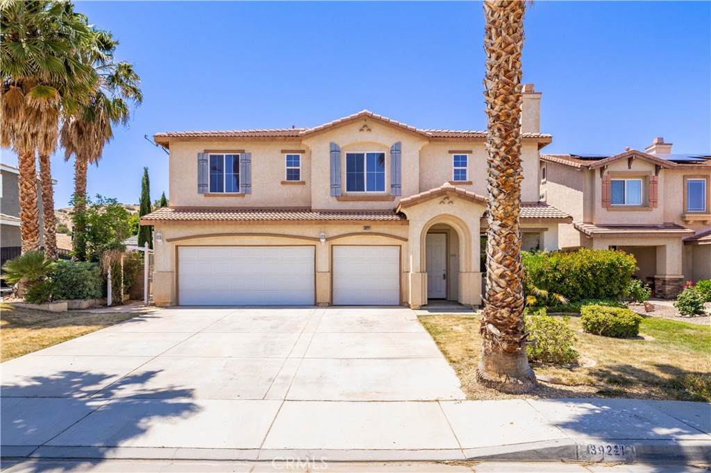 39221 Chantilly Lane - Photo 1