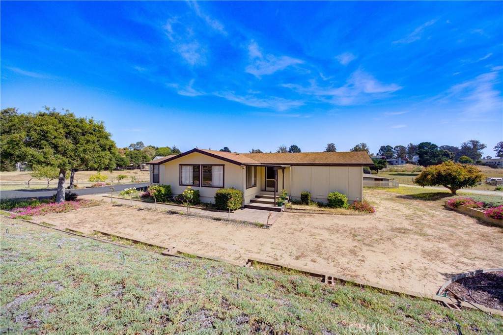 765 Glenhaven Place - Photo 1