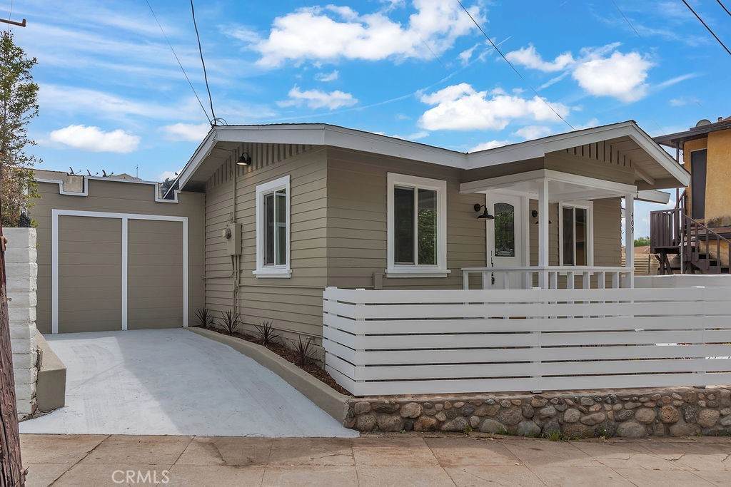 409 Avenue 54 - Photo 1