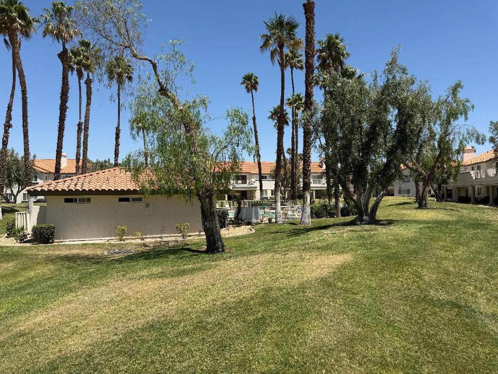 https://bt-photos.global.ssl.fastly.net/socal/orig_boomver_1_374442783-2.jpg