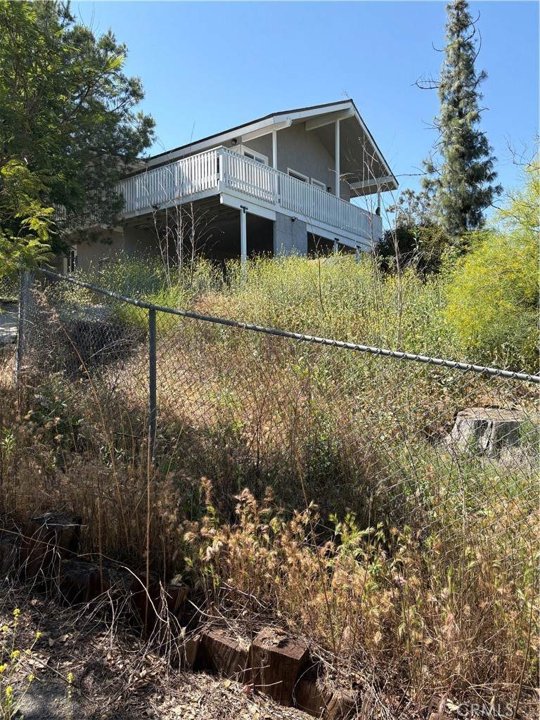 22555 Fern Ann Falls Road - Photo 1