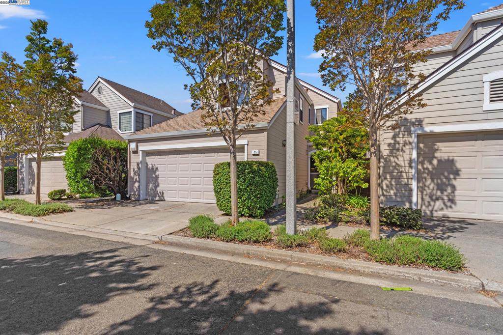 35 Leonard Ct - Photo 1