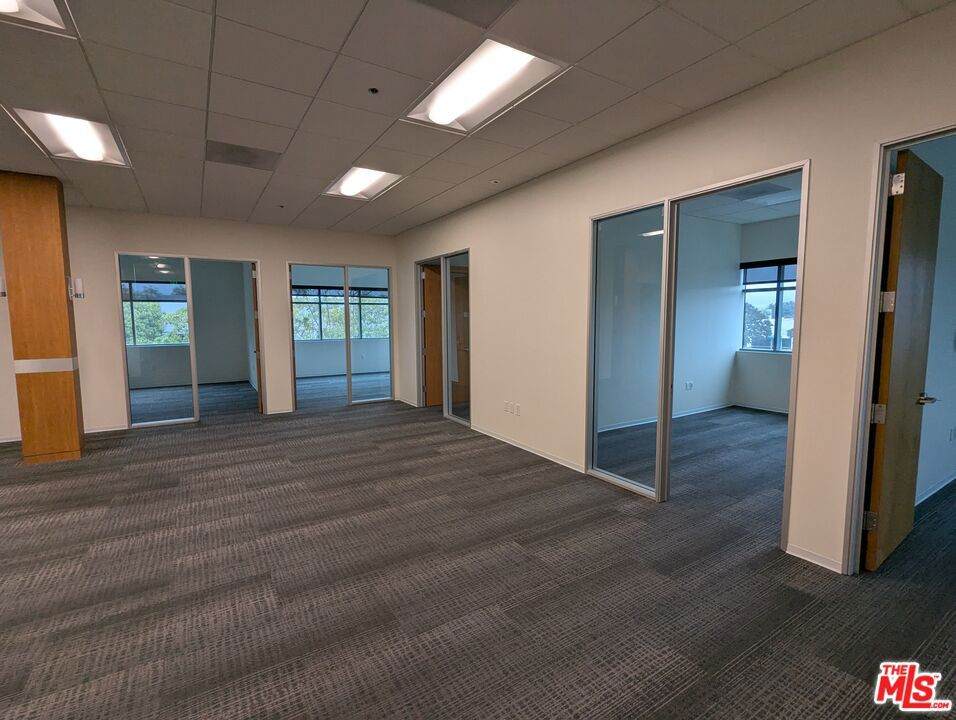 https://bt-photos.global.ssl.fastly.net/socal/orig_boomver_1_374449340-2.jpg