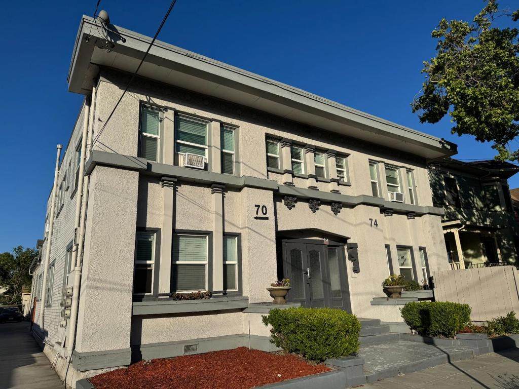 70 10th Street - Photo 1