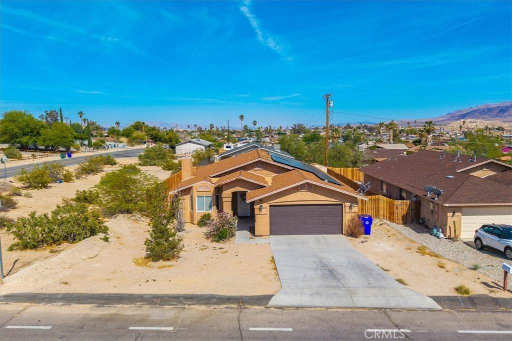 5947 Lupine Avenue - Photo 1