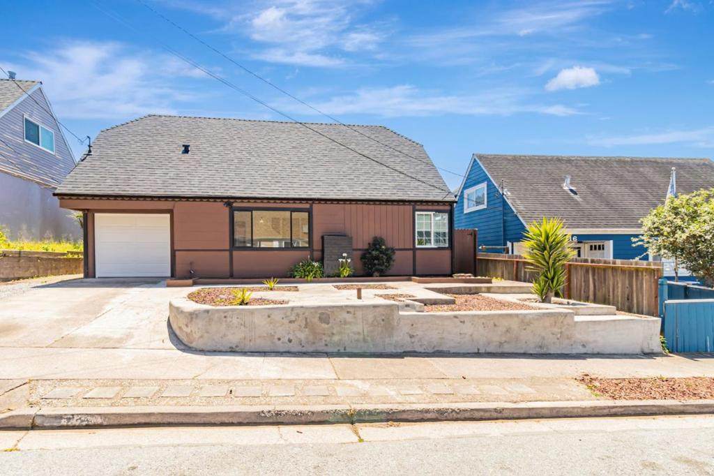 720 Lockhaven Drive - Photo 1