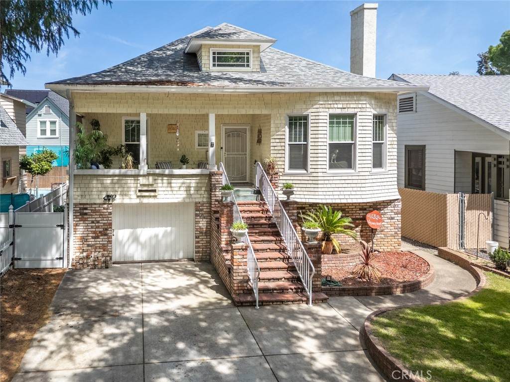 1132 Montgomery Street - Photo 1