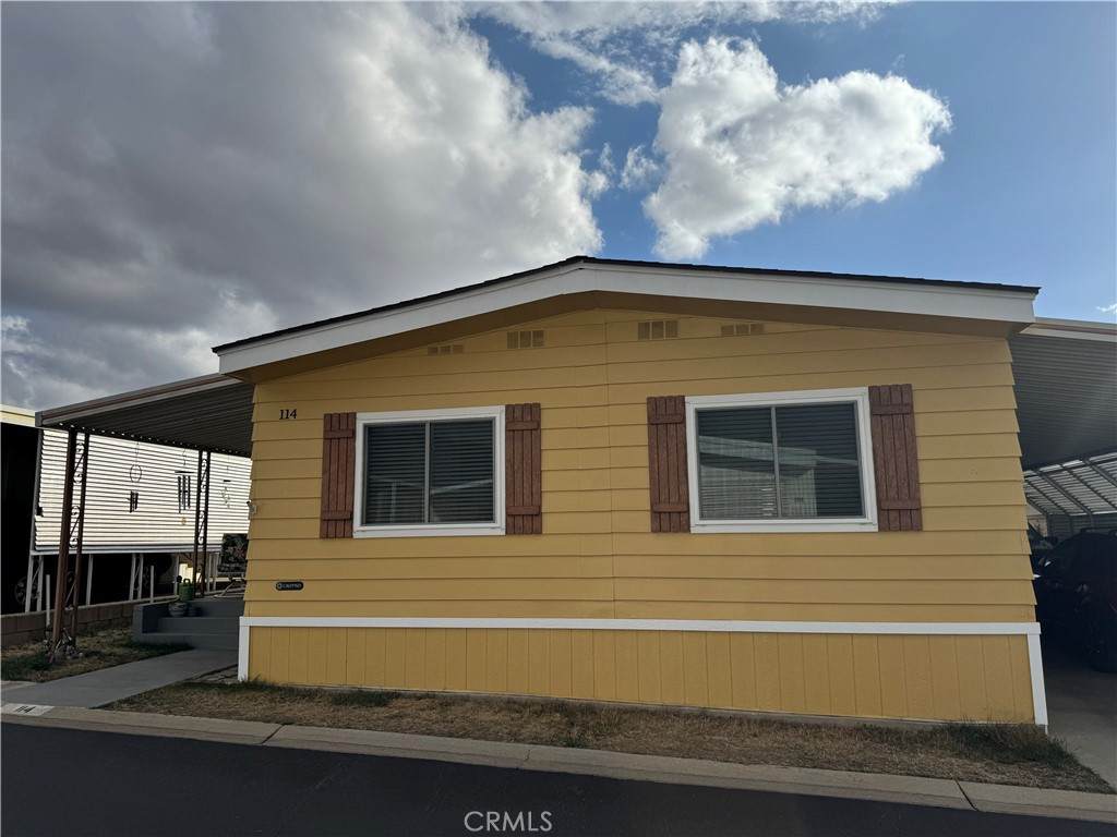 35218 Fir Avenue - Photo 1