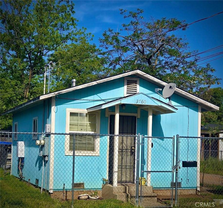 3760 Roseben Avenue - Photo 1