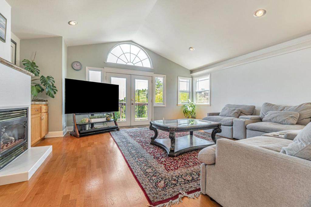 276 San Benito Road - Photo 1