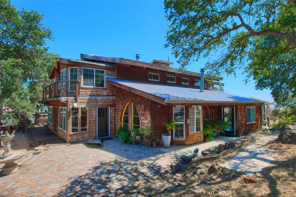2380 Old Highway - Photo 1