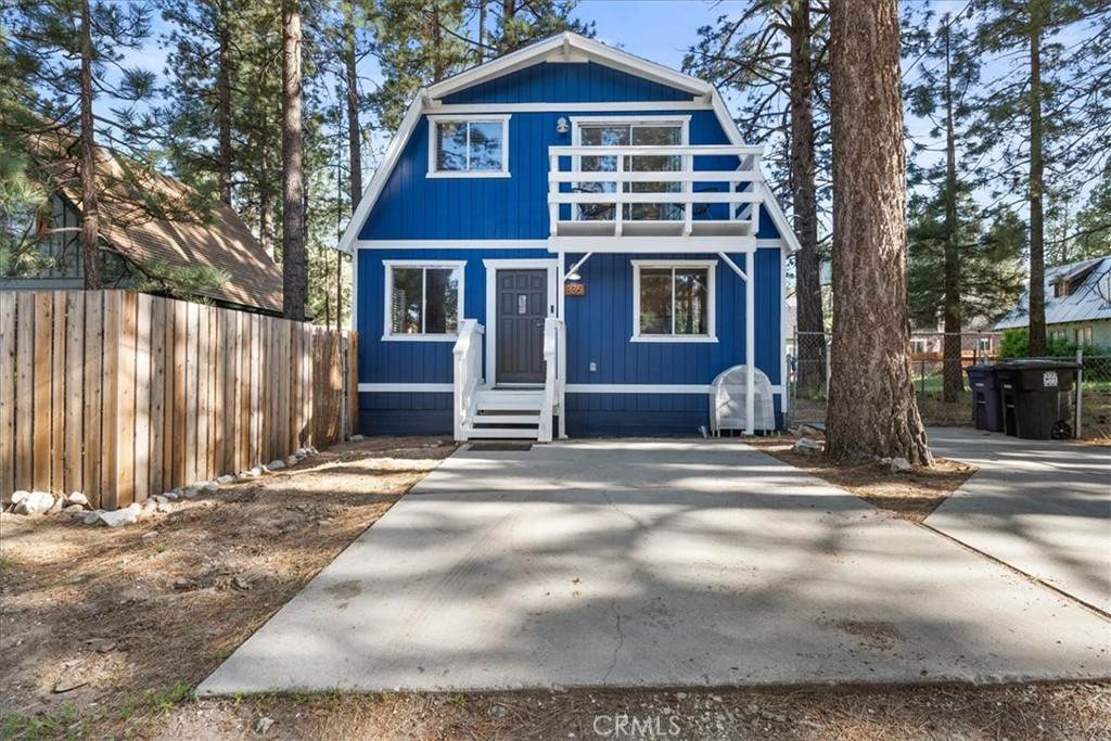 836 Mountain View Boulevard - Photo 1