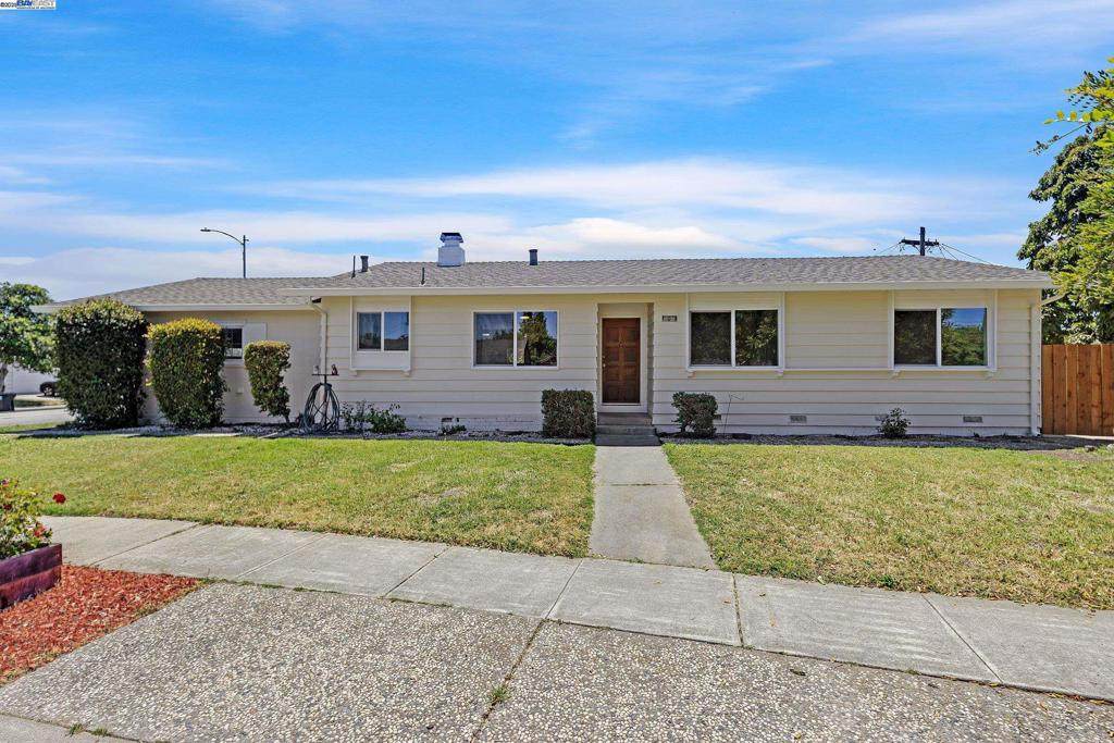 4940 Omar St - Photo 1