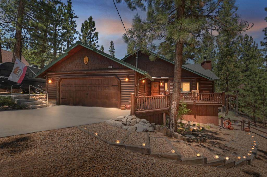 508 Pinewood Court - Photo 1