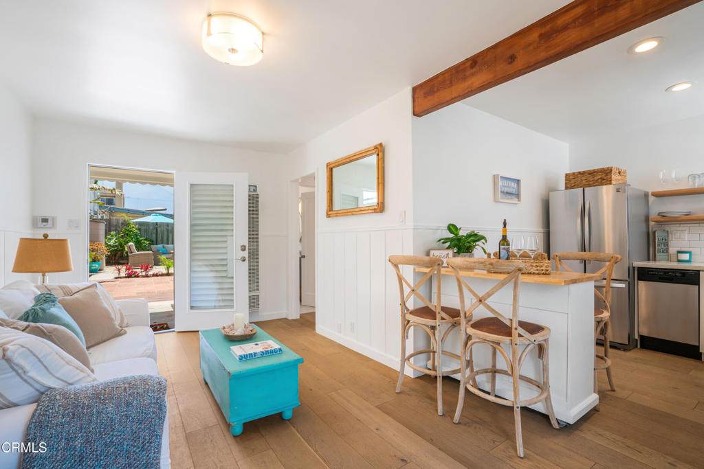 244 Cahuenga Drive - Photo 1