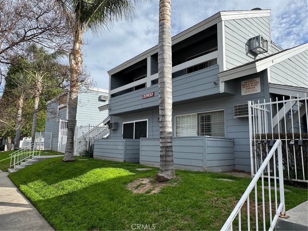 20930 Parthenia Street - Photo 1
