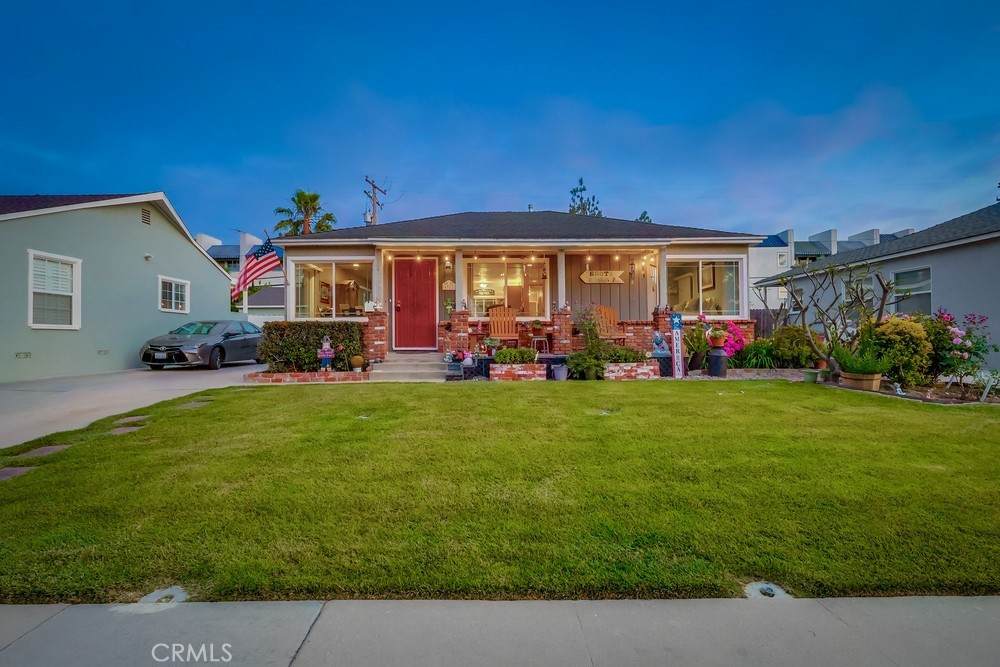 4002 Camerino Street - Photo 1
