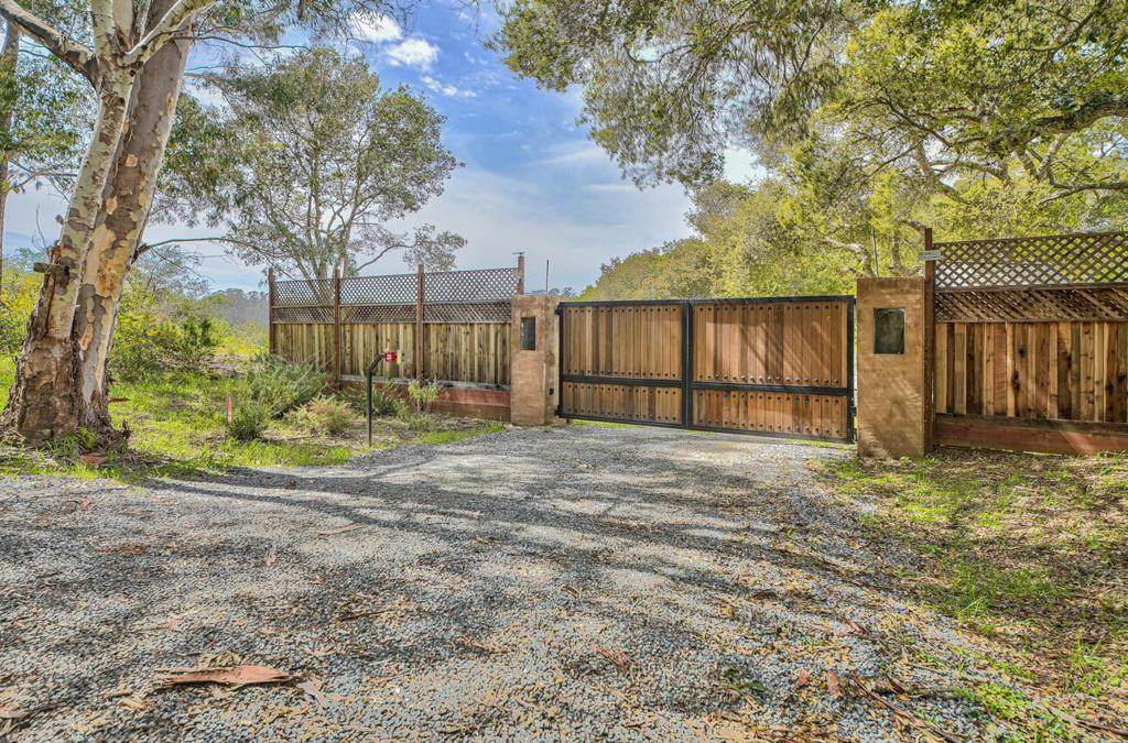 420 Yellowbrick Road - Photo 1