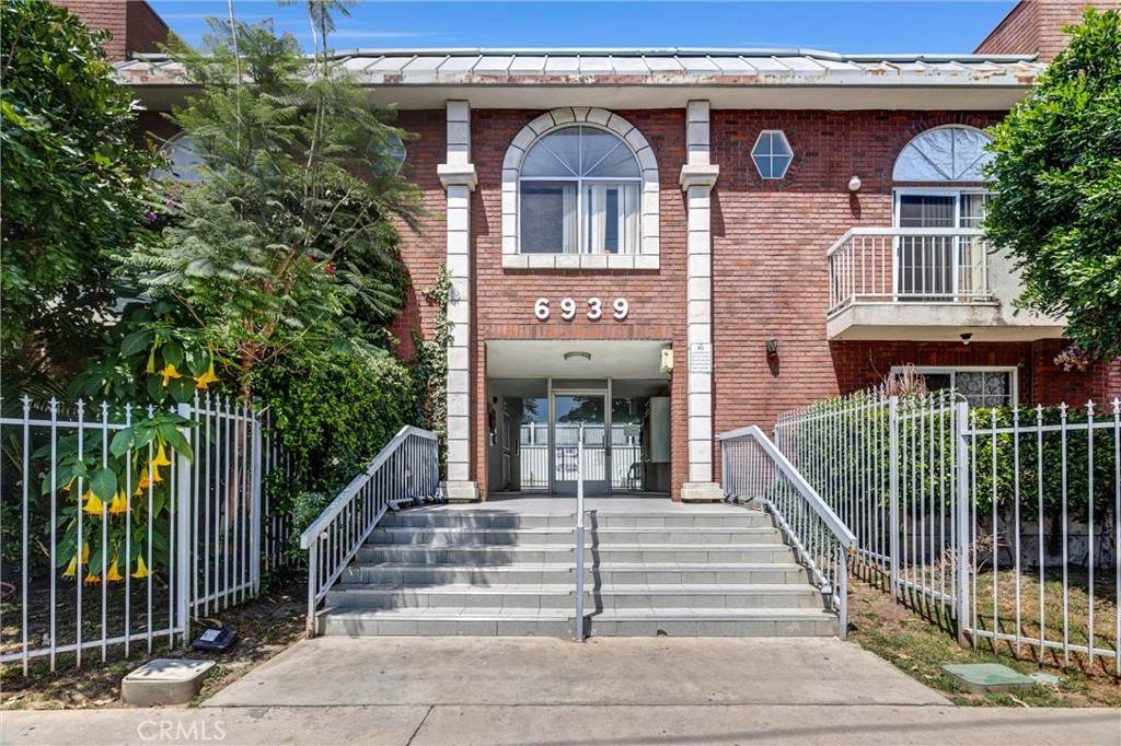 6939 Alabama Avenue - Photo 1