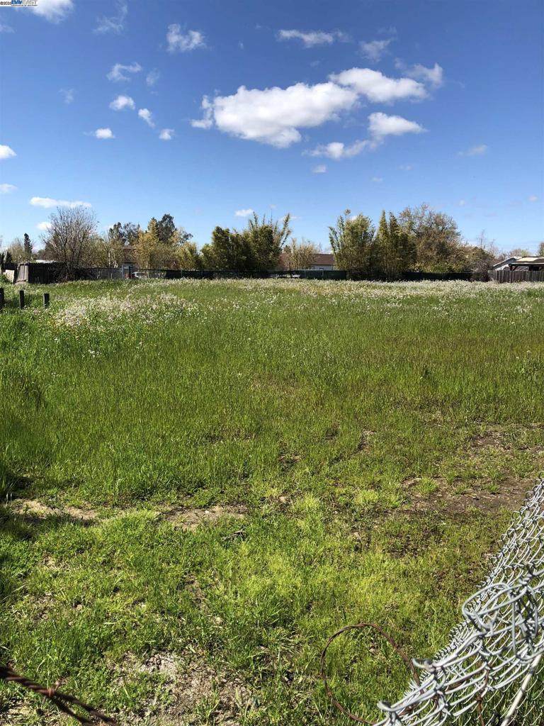 0 Fairbanks Ave - Photo 1
