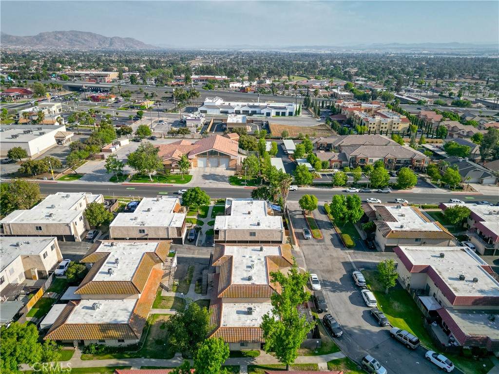 https://bt-photos.global.ssl.fastly.net/socal/orig_boomver_1_374498789-2.jpg