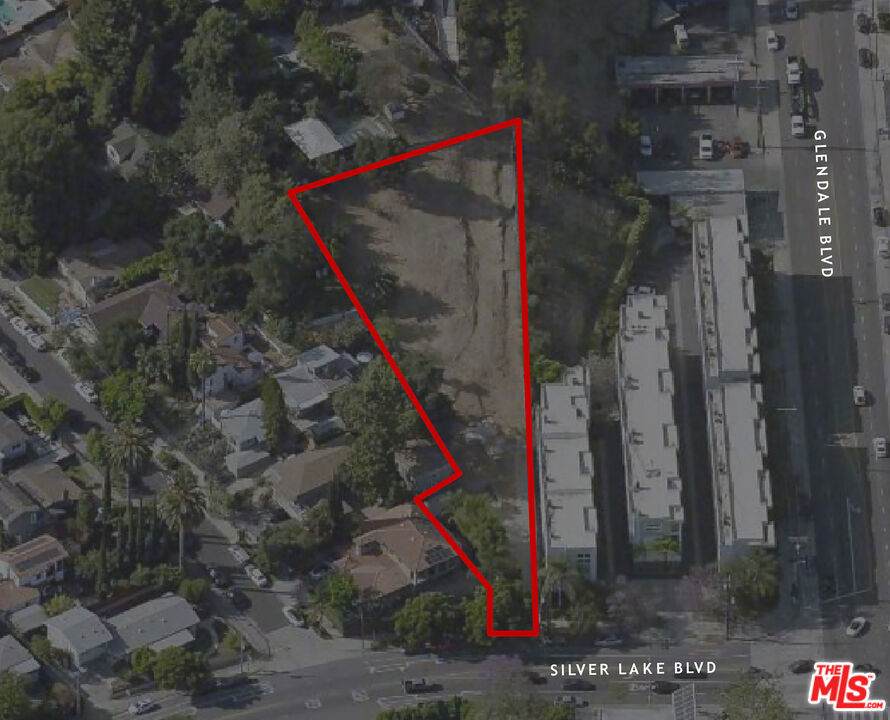 2389 Silverlake Blvd - Photo 1