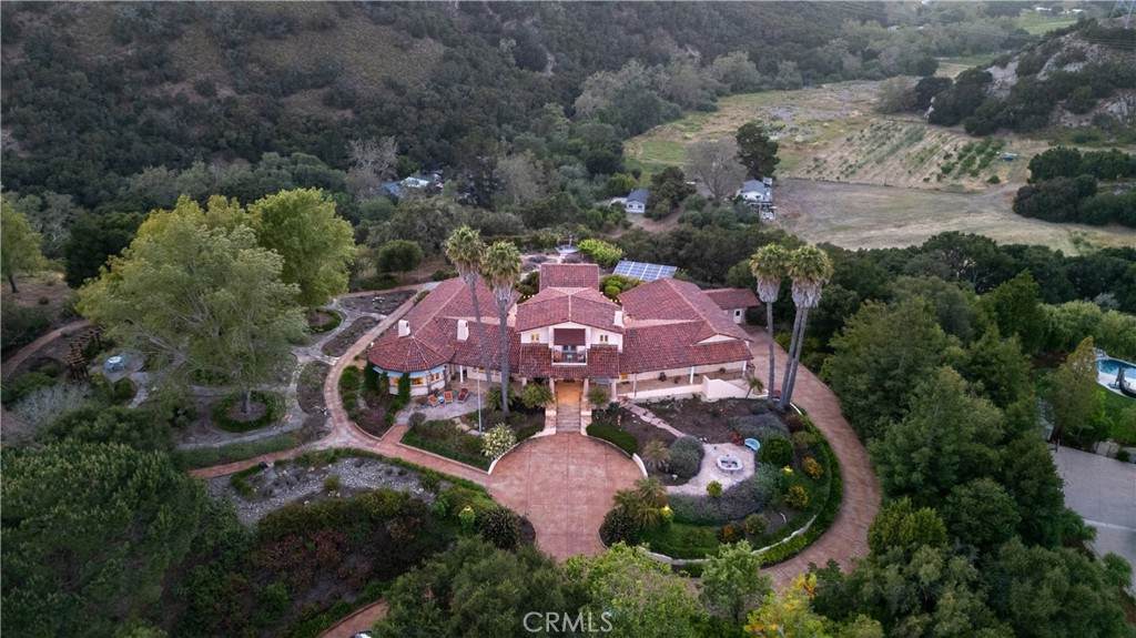 1220 Bassi Drive - Photo 1