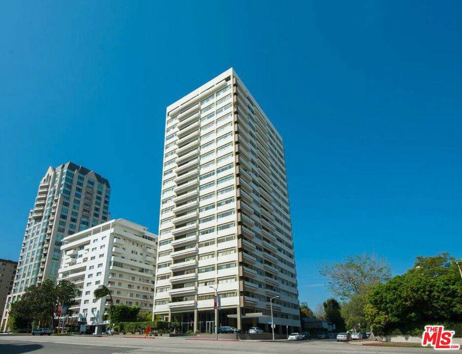 10701 Wilshire Boulevard - Photo 1