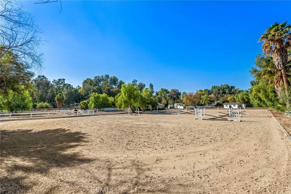 5547 Paradise Valley Road - Photo 1