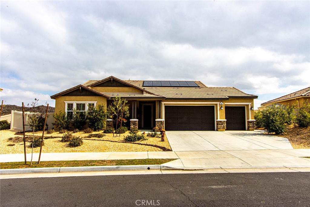 553 Chalakat Court - Photo 1