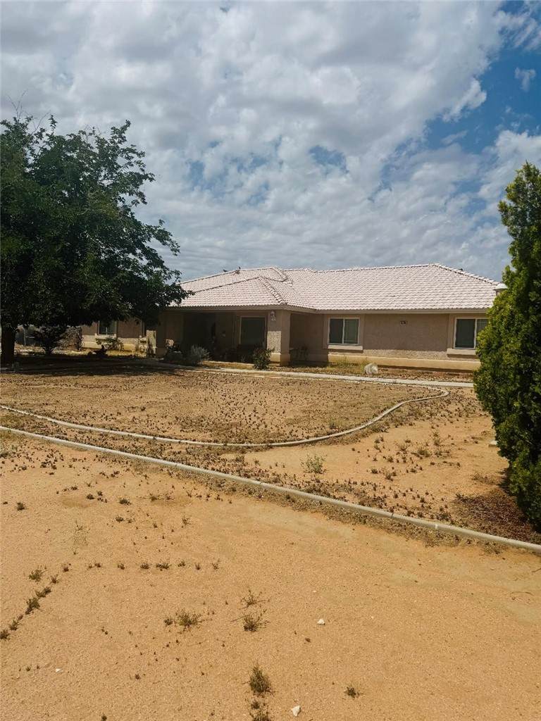 15434 Erie Road - Photo 1