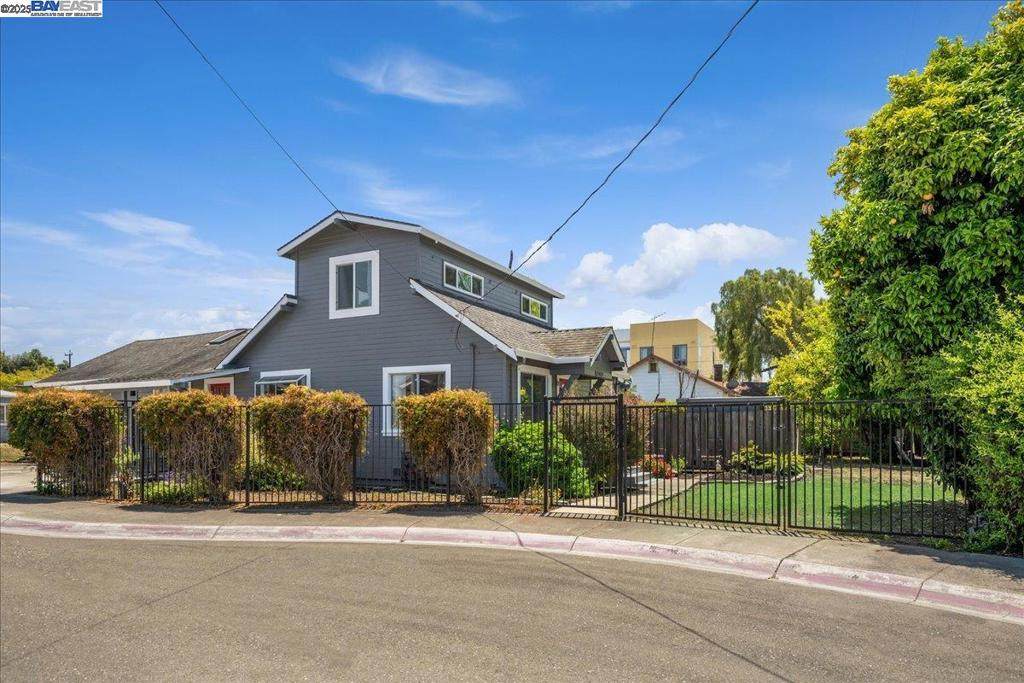 25024 Eden Ave - Photo 1