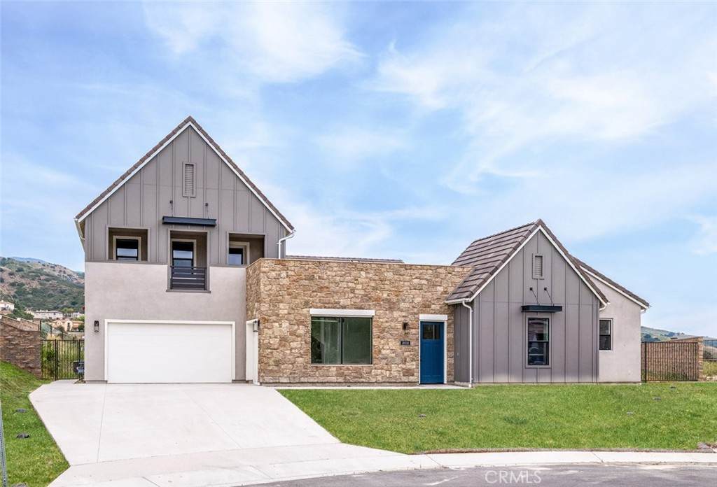 18510 Boulder Bluff - Photo 1