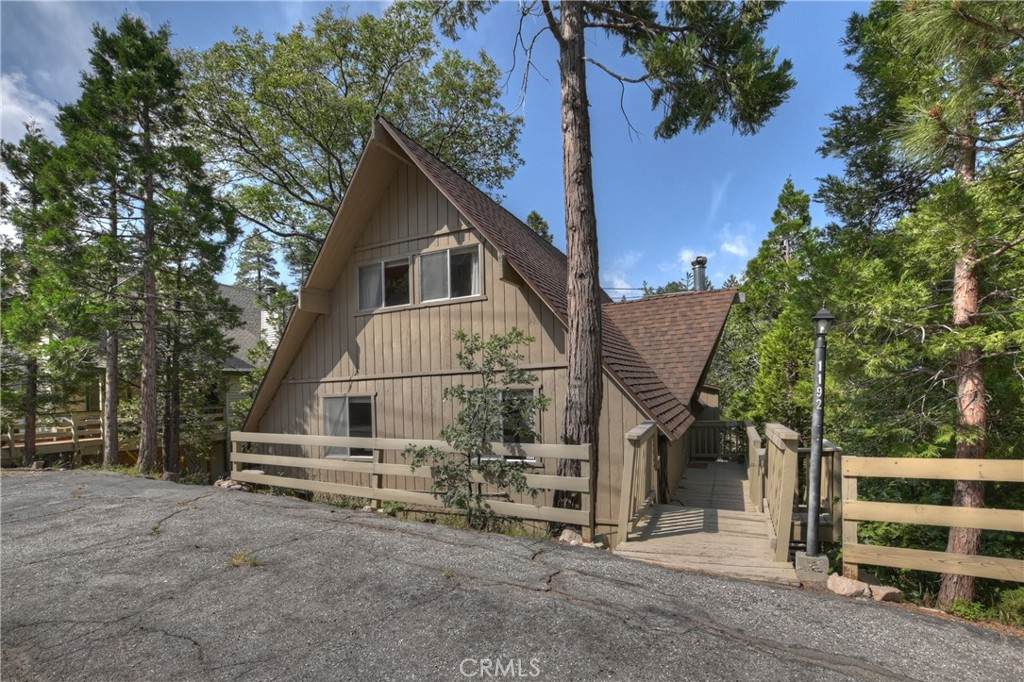 1192 Evergreen Lane - Photo 1