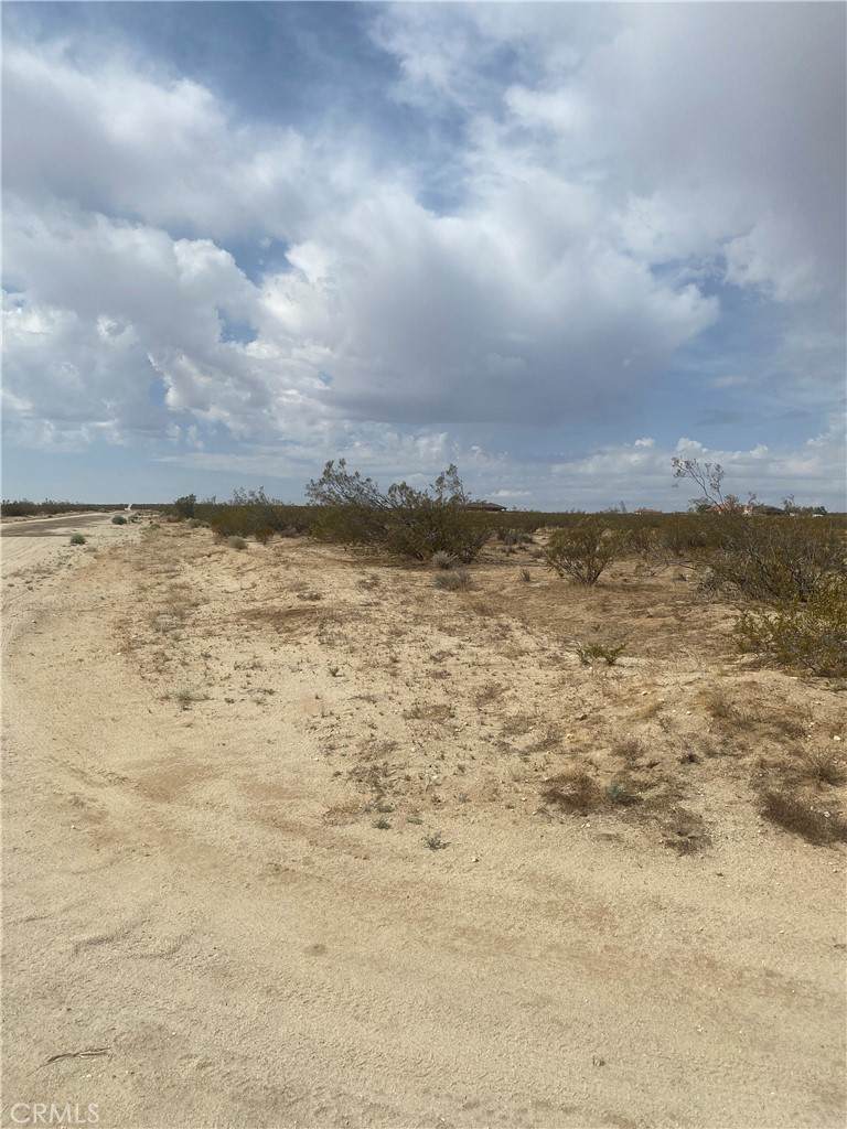 0 Crest Road - Photo 1