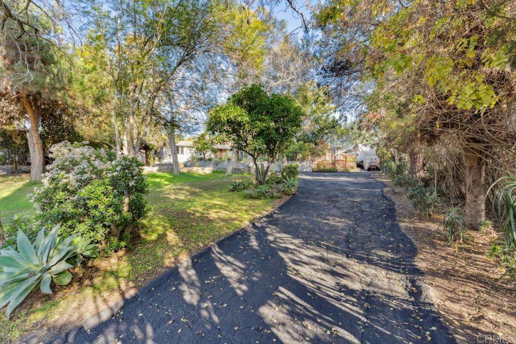 10880 Hess Drive - Photo 1
