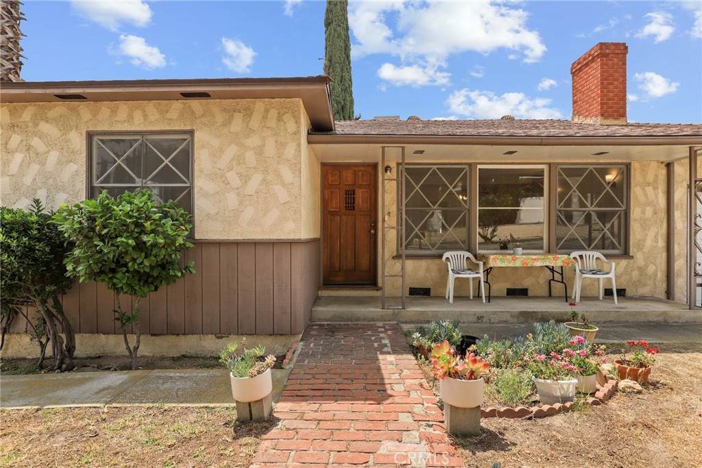 https://bt-photos.global.ssl.fastly.net/socal/orig_boomver_1_374532892-2.jpg