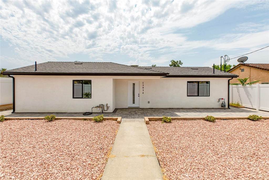 13934 Filmore Street - Photo 1