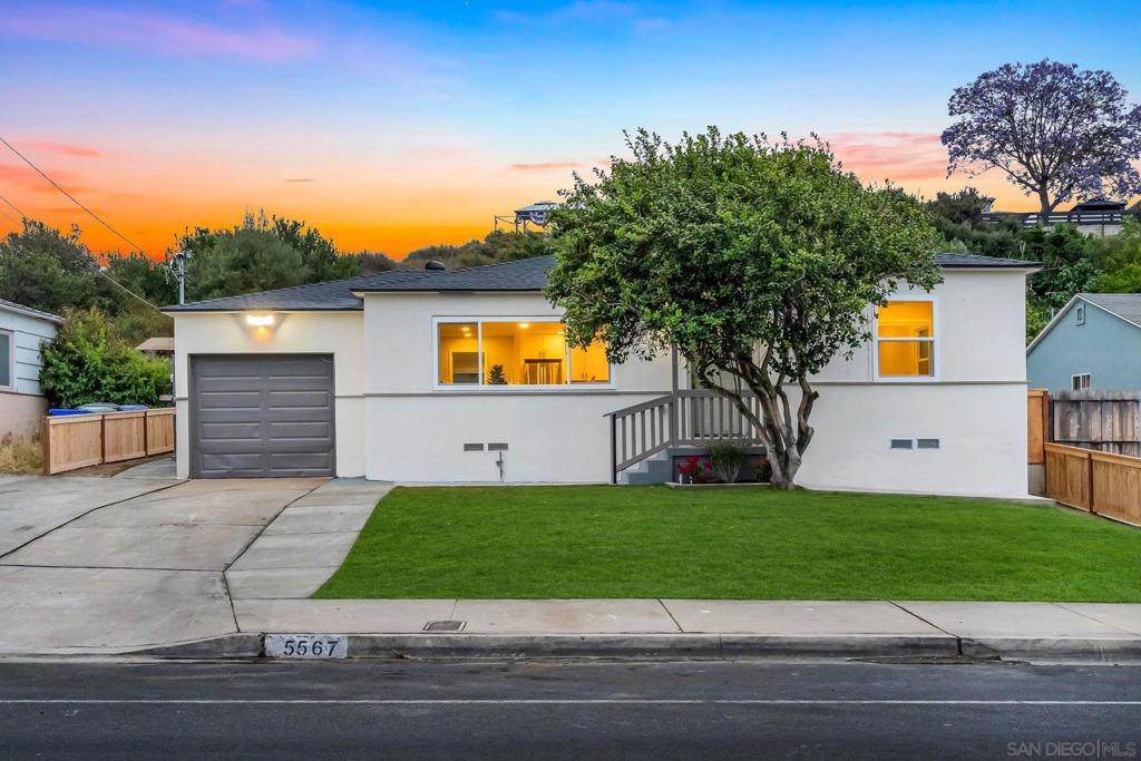 5567 Grape St - Photo 1