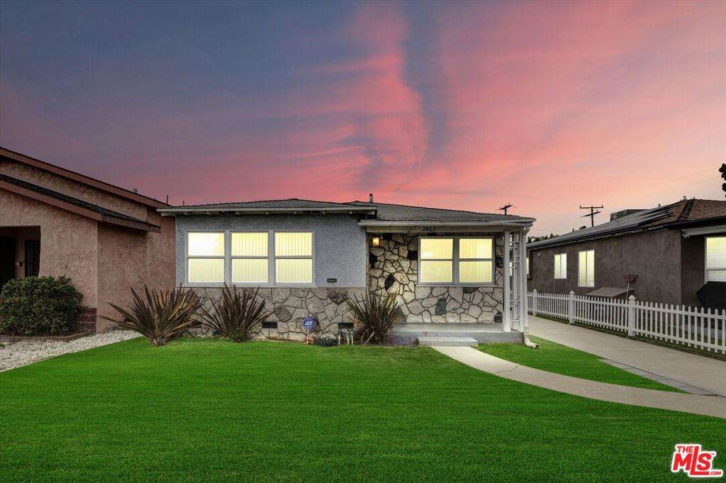 2463 Easy Avenue - Photo 1