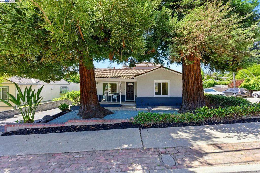 19157 Parsons Ave - Photo 1